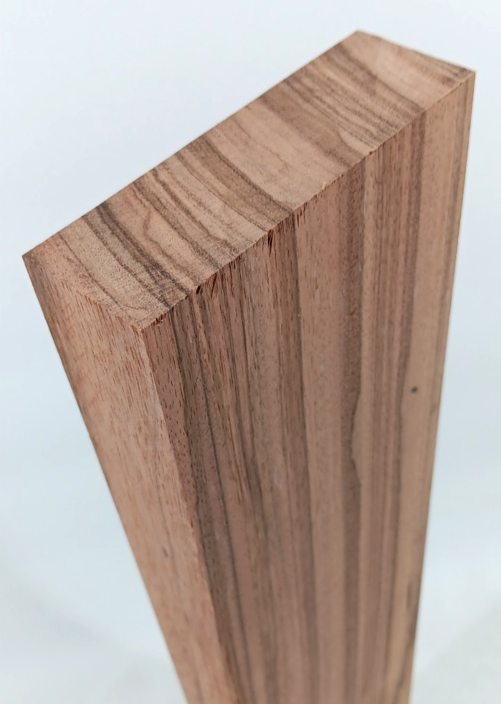 8/4 Shedua, Amazique, Mozambique, Ovangkol, 1 1/2" x 4 3/4" x 20"