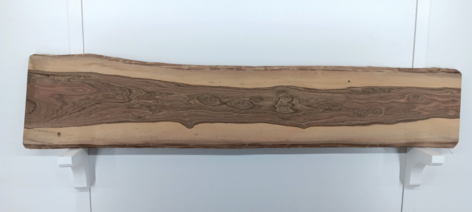 Picana live-edge slab, 1" x 11 3/4" - 13 1/4" x 61 1/4" - Image 3