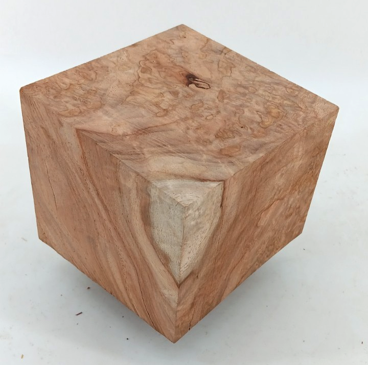 Amboyna Burl 4 1/4" x 5" x 5 1/4" - Image 2