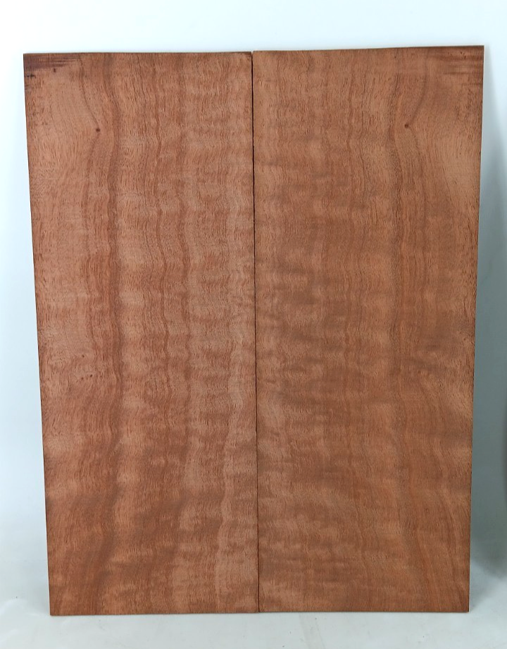 Pomelle Sapele, Bookmatch Ukulele sides/backs, 1/8" x 5 3/4", 2pcs 15", 2pcs 21" - Image 2