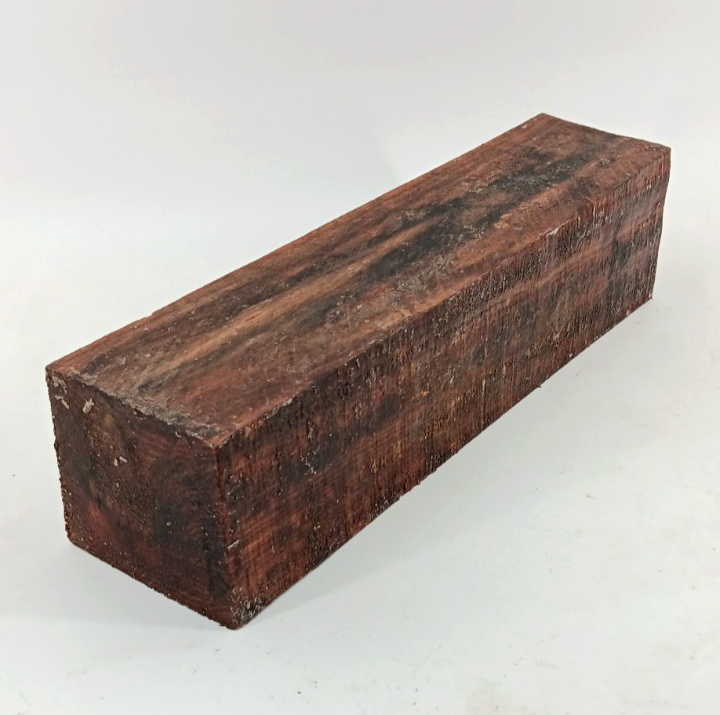 Chechen Rosewood turning blank, air-dried and waxed, 3" x 3" x 12" - Image 2