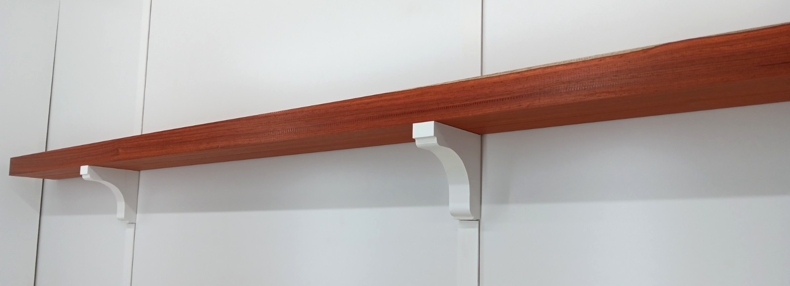 12/4 Padauk Mantel, 2 1/2" x 6 1/4" x 96" - Image 2